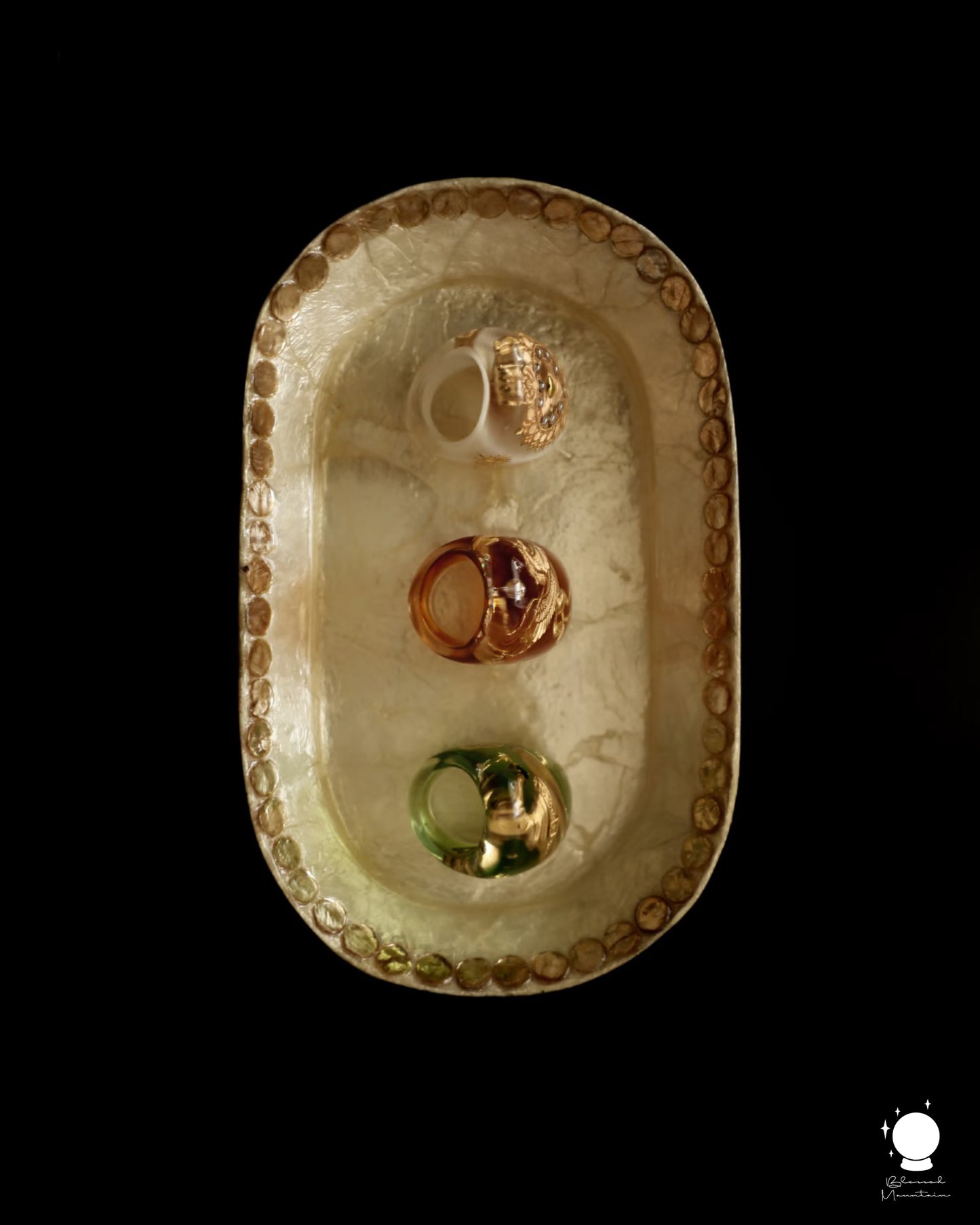 Baroque Pegasus Laurel Ring