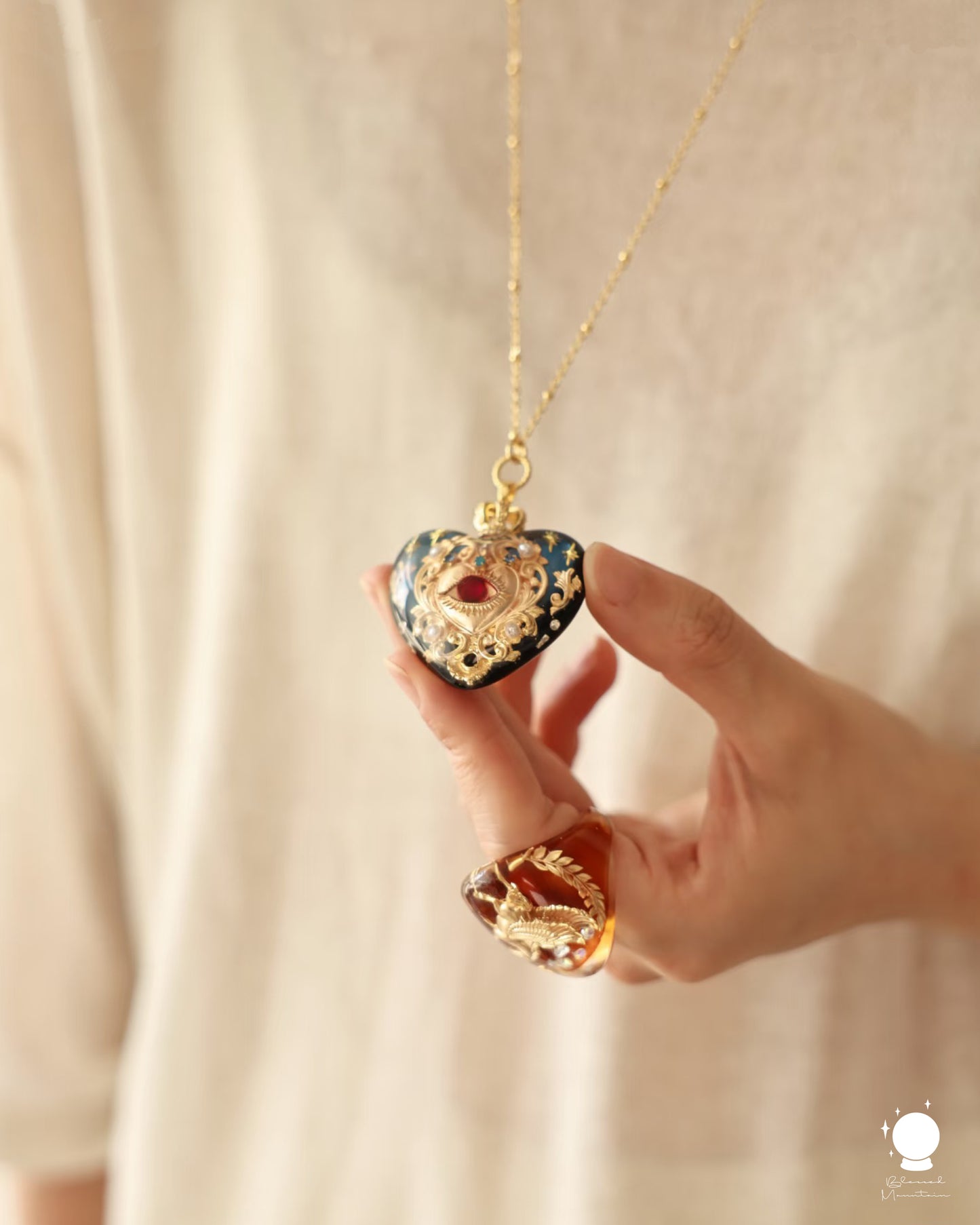 Baroque Eye Heart Pendant Necklace